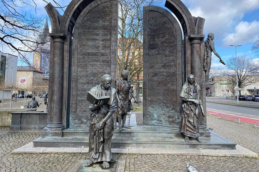 Escape The City Hannover City Walk With Puzzles 1