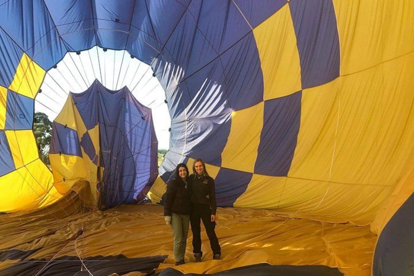 Yarra Valley Balloon Flight with Breakfast & CBD Transfers 2