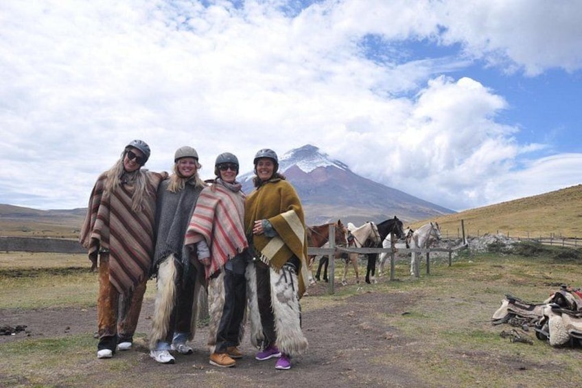 Andean Adventure : Riding and Cotopaxi Refuge 3