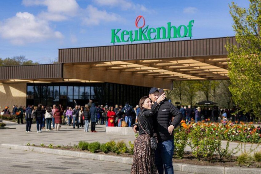 Amsterdam: Keukenhof Entry & Shuttle Bus with Flexible Return 3