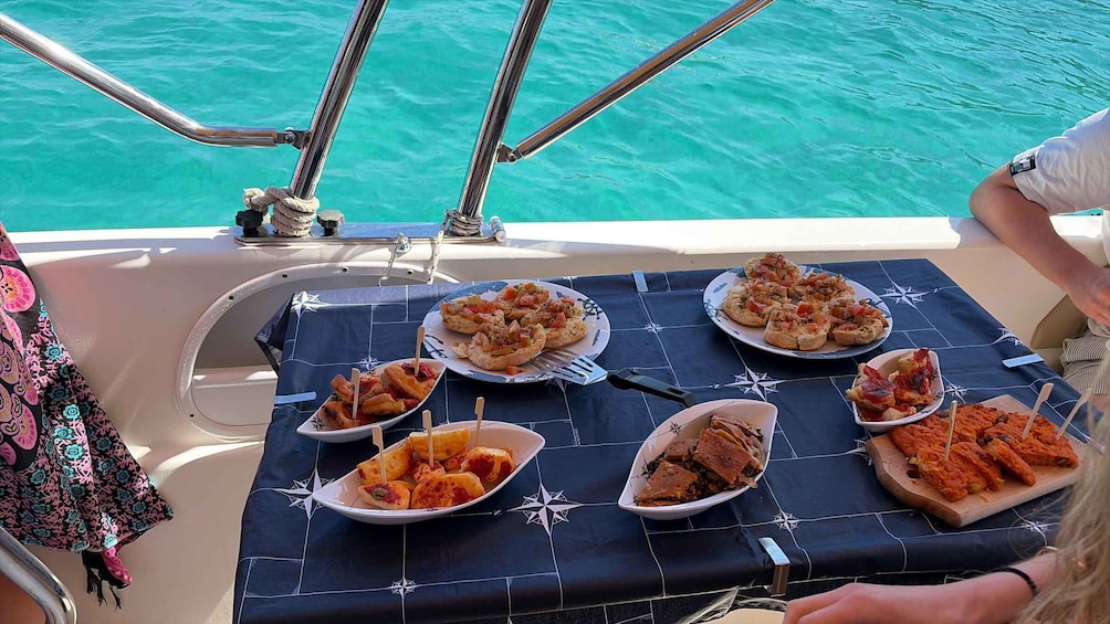 Picture 13 for Activity Otranto: Boat Tour, possibility of bath swimming aperitif 2