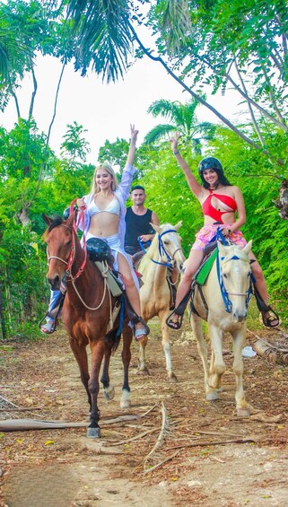 Picture 4 for Activity Punta Cana Horseback riding & Sunset + beach + free pick-up 5