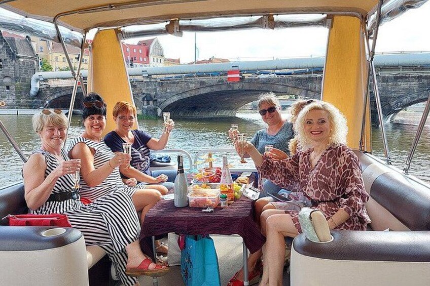 Wroclaw: Premium Catamaran Cruise at BARBARKA Riverside Bar 1
