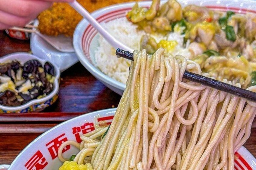 Shanghai Foodie Tour and Jade Buddha Temple Visit 3
