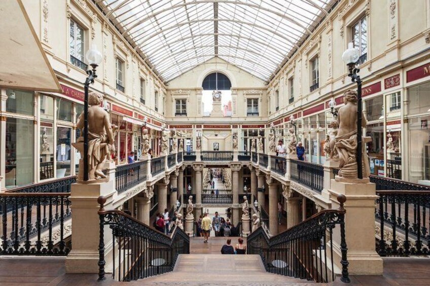 Nantes Scavenger Hunt & Highlights Self-Guided Walking Tour 2