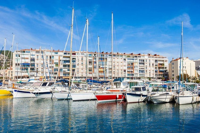 Best Intro to Toulon in 2 hours with a Local 4