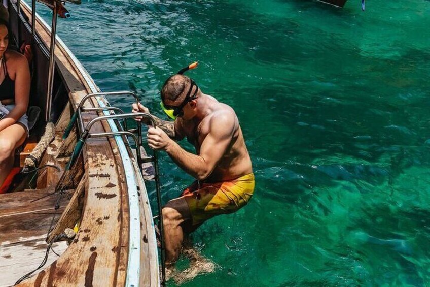 4 Island Snorkeling with National Marine Park by LongTail Boat 2