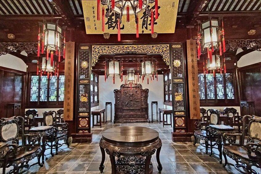 Shanghai Day Tour with English Guide – Explore Yu Garden & More 2