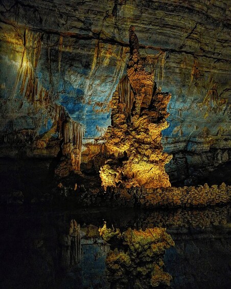 Picture 2 for Activity Taxco: Journey through Grutas de Cacahuamilpa 2