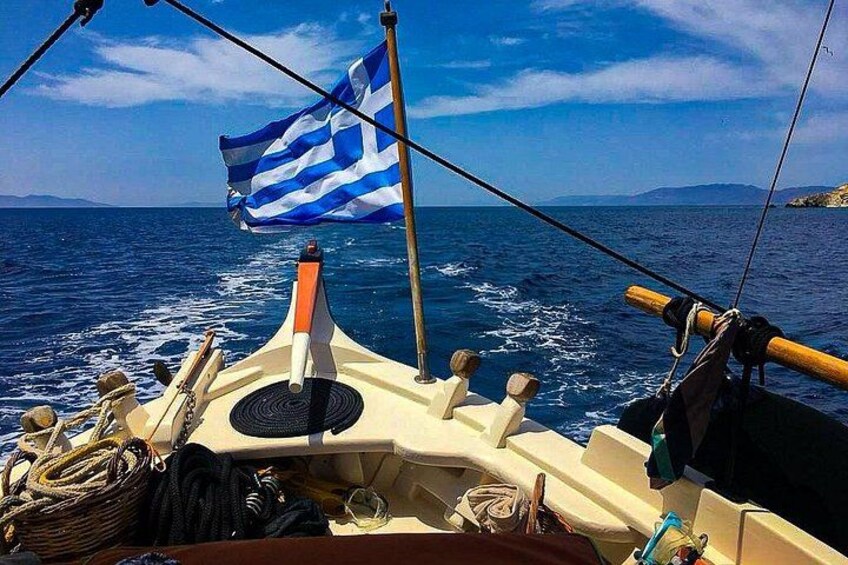 A Boat Trip to the Pirate Caves & Blue Lagoon 2