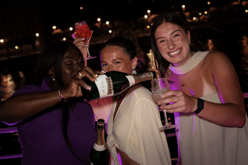 Picture 23 for Activity Original Prosecco Cruise • Largest Rooftop Terrace 3