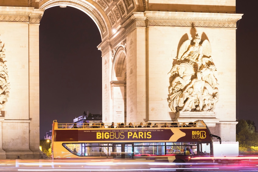 Big Bus Paris Hop-On Hop-Off Bus Tour & Arc de Triomphe 4