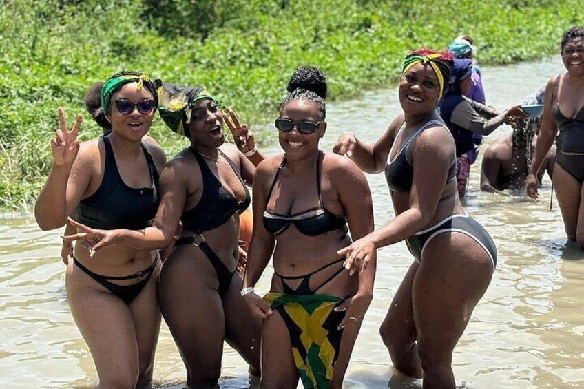 Tour to the Mud Volcano in Cartagena with Lunch 5