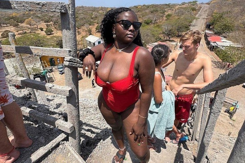 Tour to the Mud Volcano in Cartagena with Lunch 3