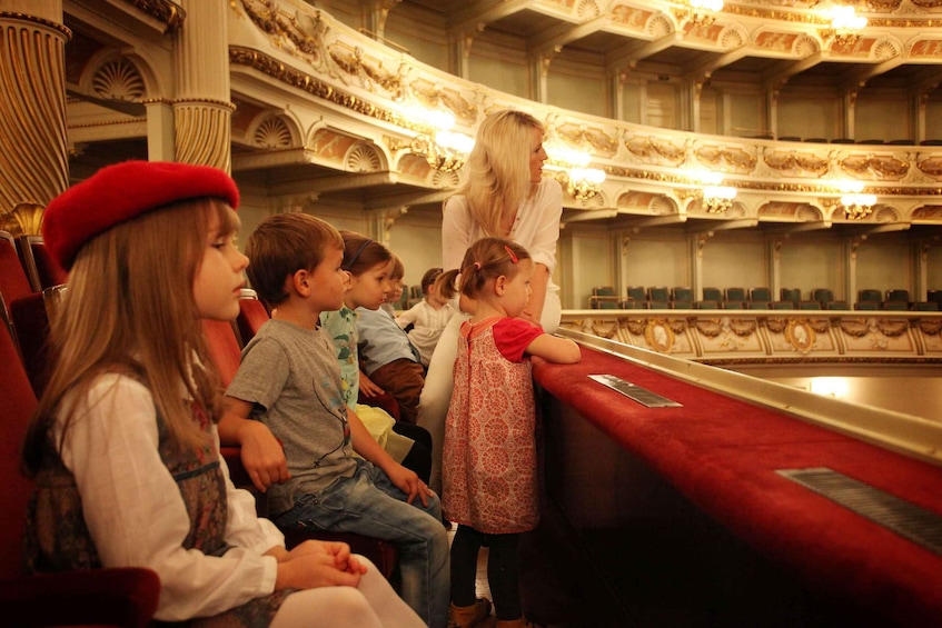 Picture 2 for Activity Dresden: Semperoper Guided Tour for Families 3
