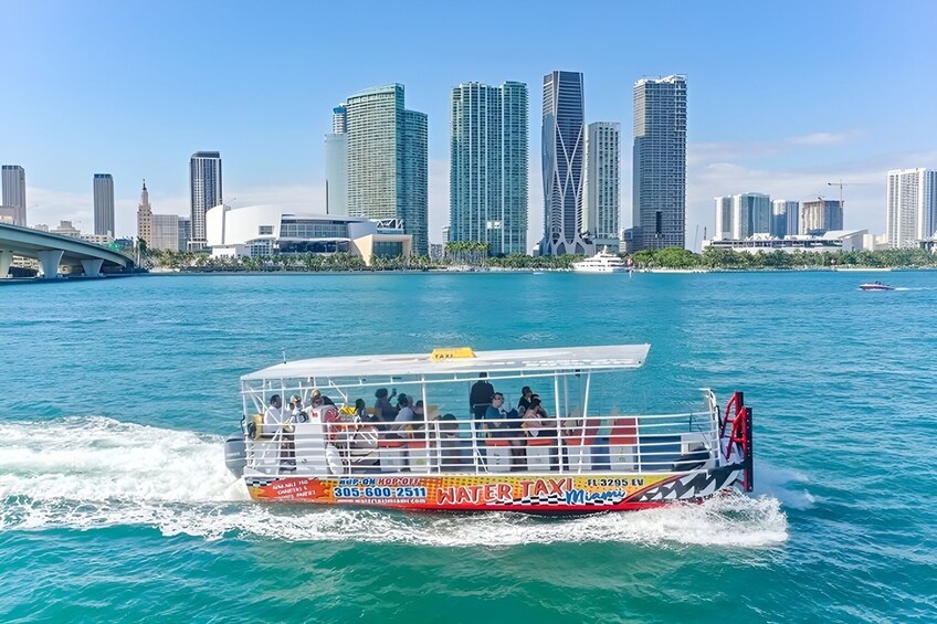 60- or 75-Minute Millionaires’ Homes & Miami Skyline Cruise  1