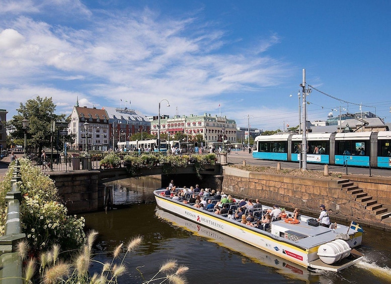 Gothenburg: City Canal Sightseeing Cruise 1