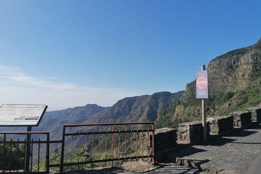 Full Day Guided Tour to La Gomera from Tenerife 2