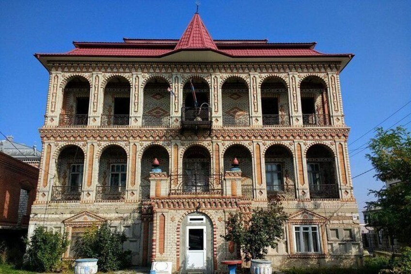 A house on the gypsy hill 2