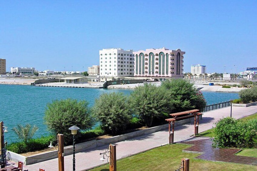 Explore Ras Al-Khaimah: A Guided Walking Tour 1