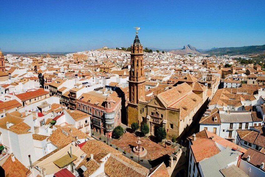 Girona Castell Hostalric and Roca Village Tour from Palamos 4