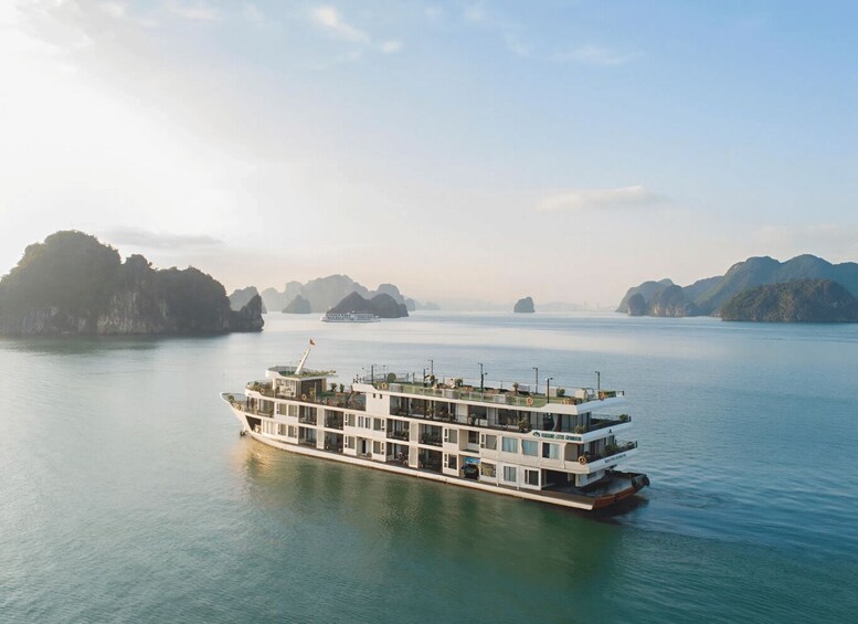 Picture 1 for Activity Hanoi: Ha Long Bay & Lan Ha Bay Luxury Cruise 2 Days 1 night 5