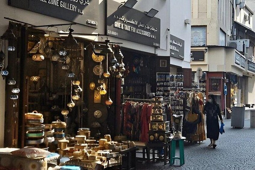 Bahrain Half-Day Tour with Souq & Local Culture 4