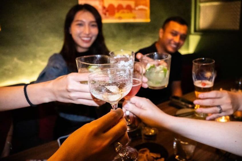 Taipei Nightlife: Historic Speakeasy & Trendy Bar Tour 2
