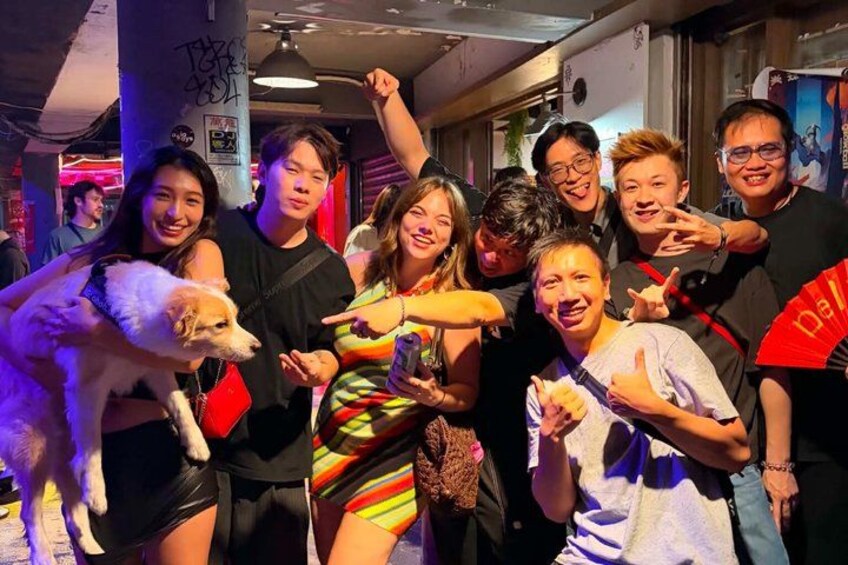 Taipei Nightlife: Historic Speakeasy & Trendy Bar Tour 3