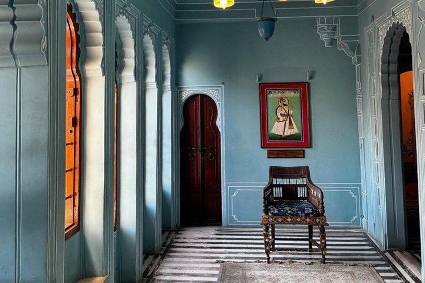 Full day Udaipur Sightseeing including City palace & Jag Mandir 1