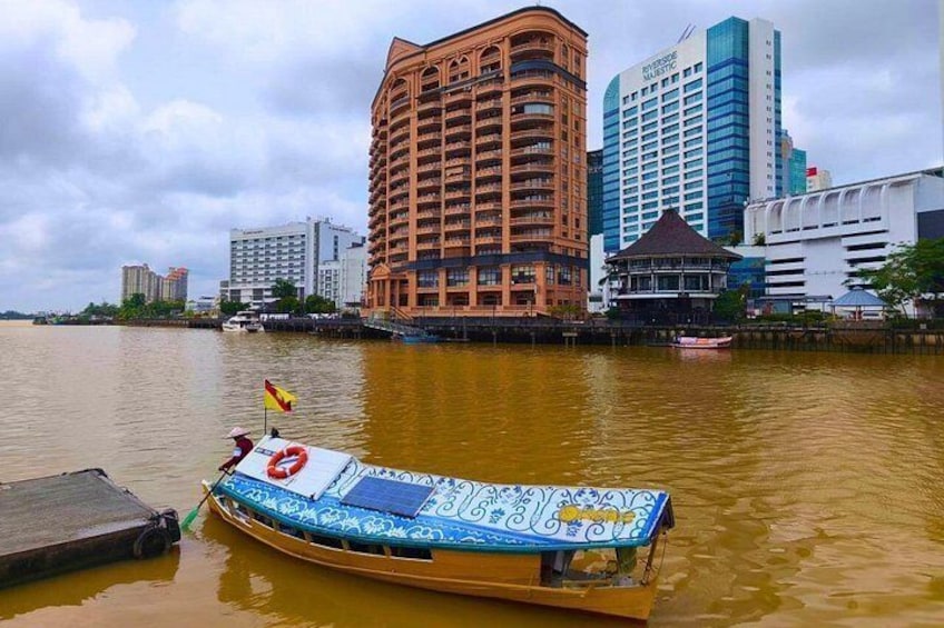 Kuching Heritage City Walking Tour with Boat Ride and Lunch 3
