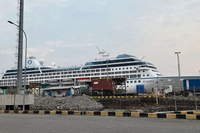 Borobudur Temple Tour from Semarang Port For Cruise Passengers 4