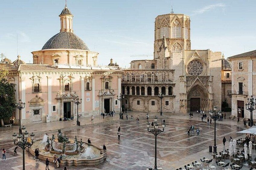Walking Tour Through the Heart of Valencia 2