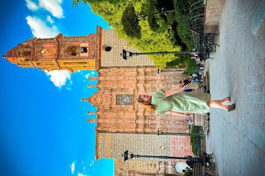 Paparazzi staff in San Miguel de Allende 4