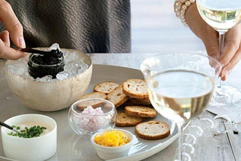 Champagne and Caviar Tasting with Experts 1