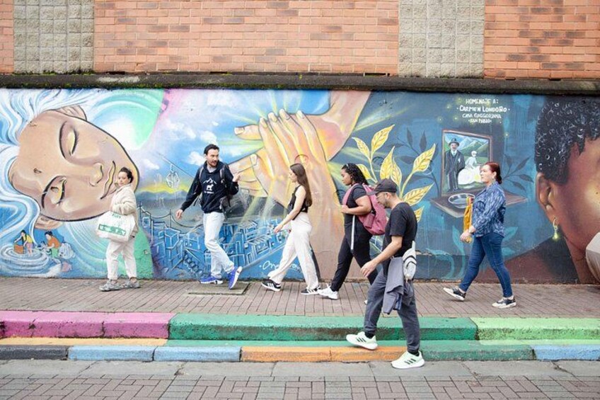 Discovering the soul of Medellin through urban art and specialty coffee in the Café Escobar experience 1