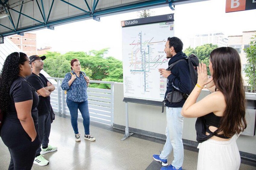Learning to move like a local : practical guide to the metro during our experience in Medellin 4