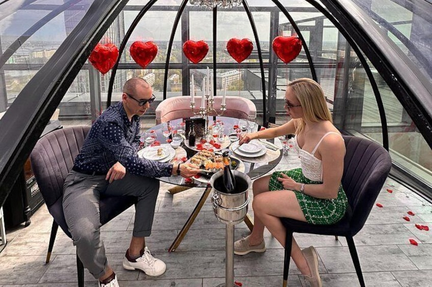 Exclusive Igloo for Lunches, Dinners and Events 5