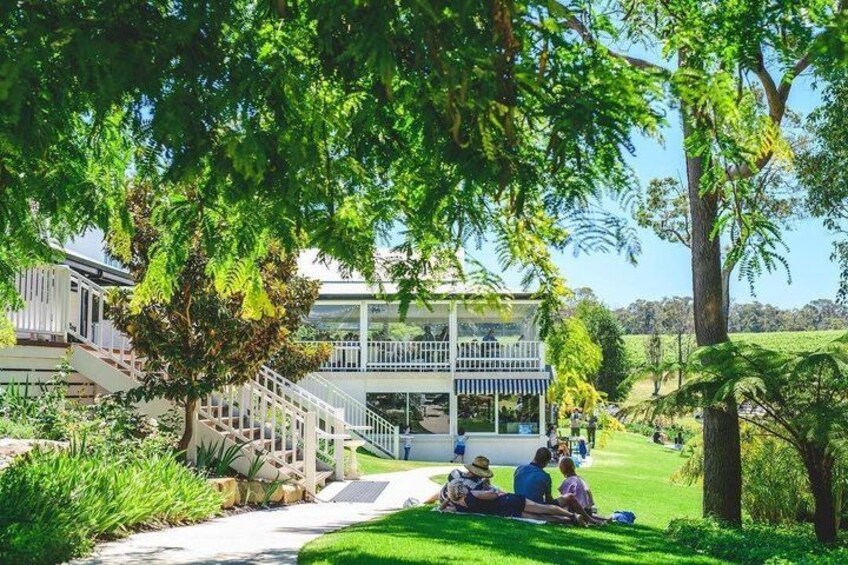 Perth to Margaret River: Wineries & Sightseeing 2-Day Tour + Stay 3