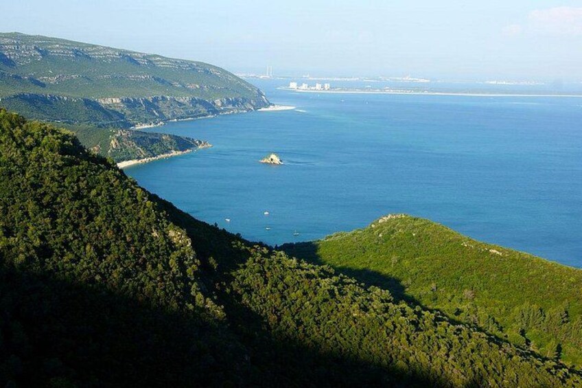 Private Arrábida Natural Park Tour + Wine Tasting 2