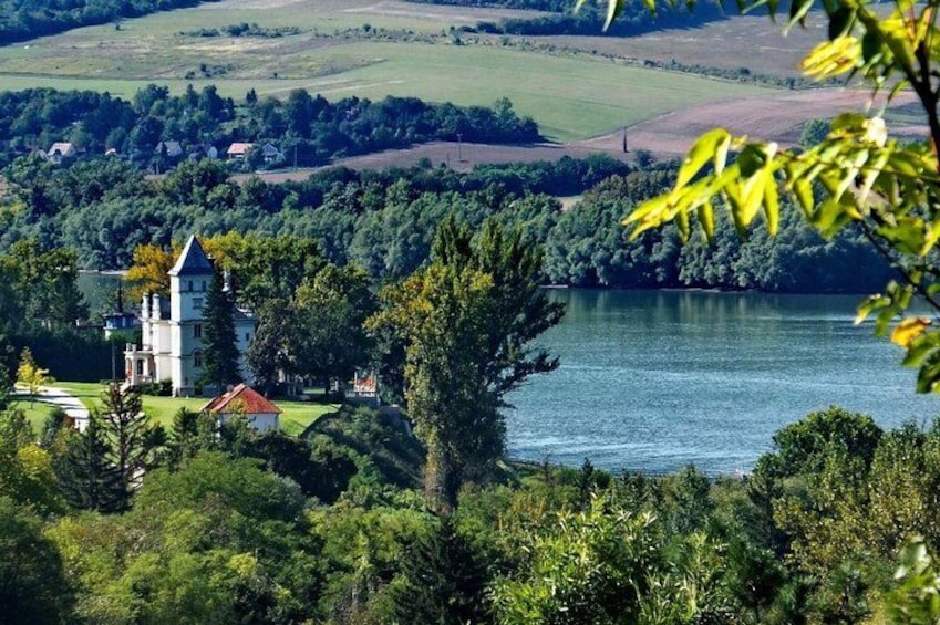 Danube Bend Day Trip Nature Escape to Zebegeny 1