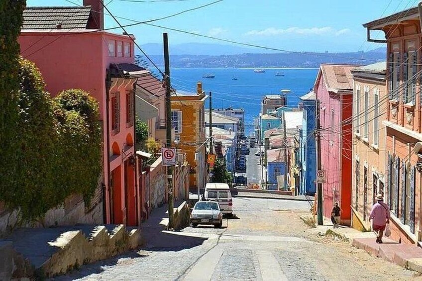 Tiny Town with Enormous Natural Treasures Private Tour 2