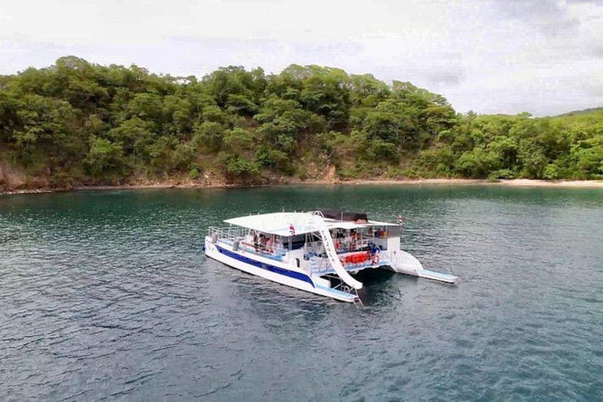 Tamarindo: Snorkel and Sunset Catamaran Cruise with Lunch, Drinks 5