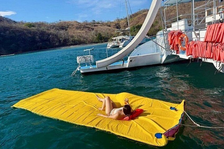 Snorkeling and Sunset Catamaran Cruise from Tamarindo 4