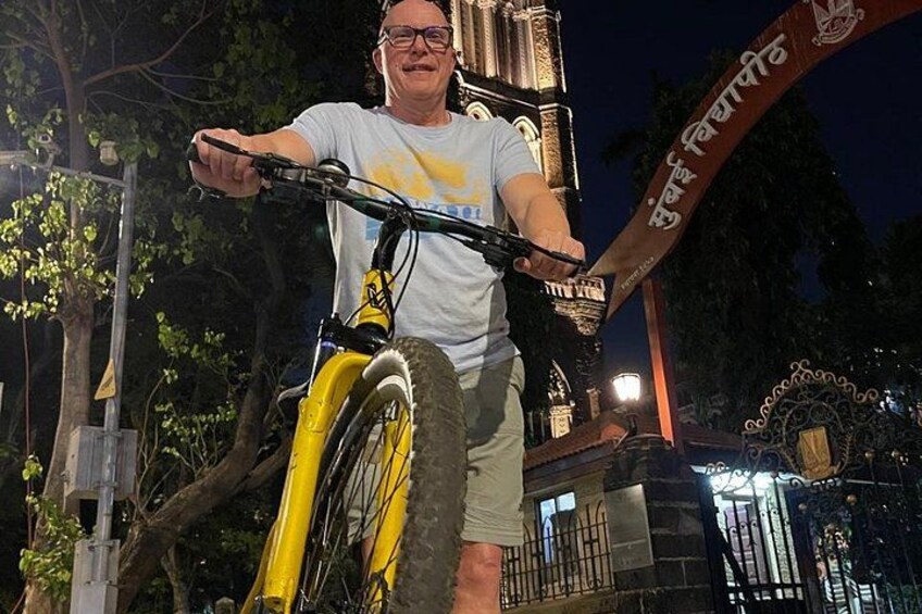 Guided Bike Tour of Mumbai's 10+ Highlights 2