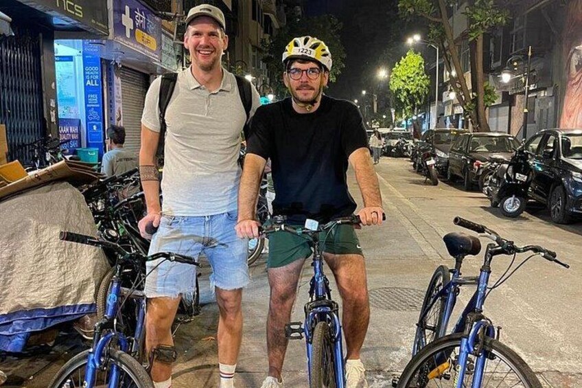 Guided Bike Tour of Mumbai's Highlights and Hidden Gems 3