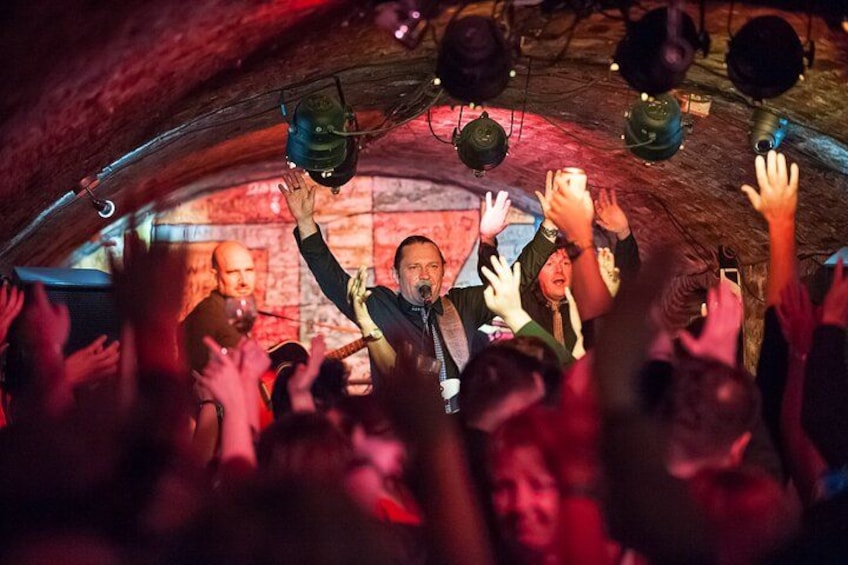 Enjoy entertainment in the Cavern Club (included entrance) daily from 11am. 5