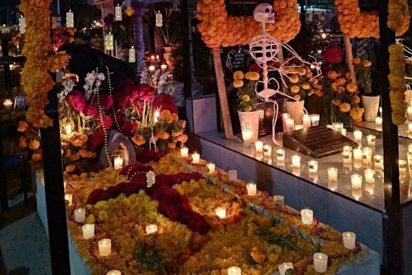 Tour of the Dead and Pantheons in Oaxaca October 31 4