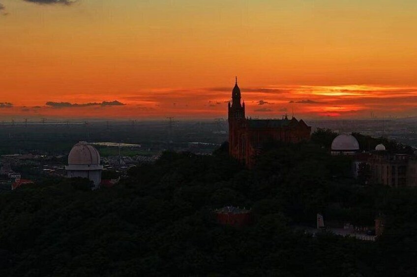 Enjoy a fun-filled and adventurous day in Shanghai, from morning to night! 1