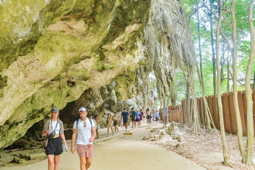 Krabi 4 Islands Shared Tour with Lunch and Guide 5